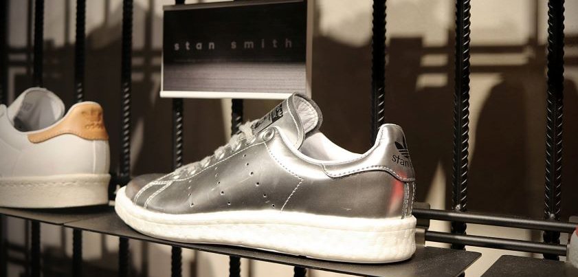 أديداس وخسائر بتأثير كورونا