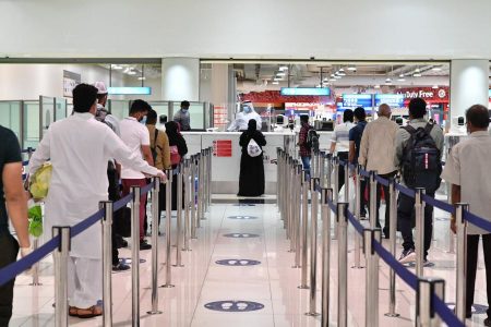 تطبيق اجراءات التباعد للسفر بعد كورونا