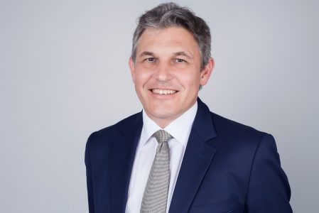 عبدالله سباعي-(AMC)