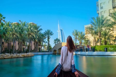 اطلالة على برج العرب من ميناء السلام-دبي