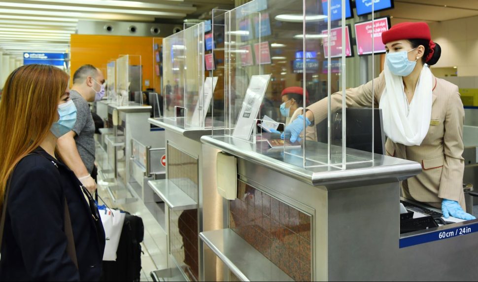 تطبيق الحصن لمسافري طيران الامارات