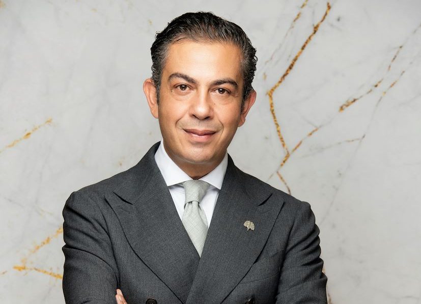 أيمن غريب-منتجع النخلة دبي