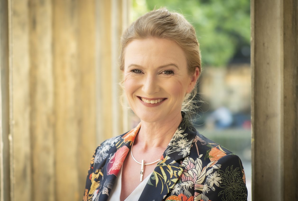 د. كارين لانج -عضو مجلس إدارة الموارد البشرية- شركة Bentley