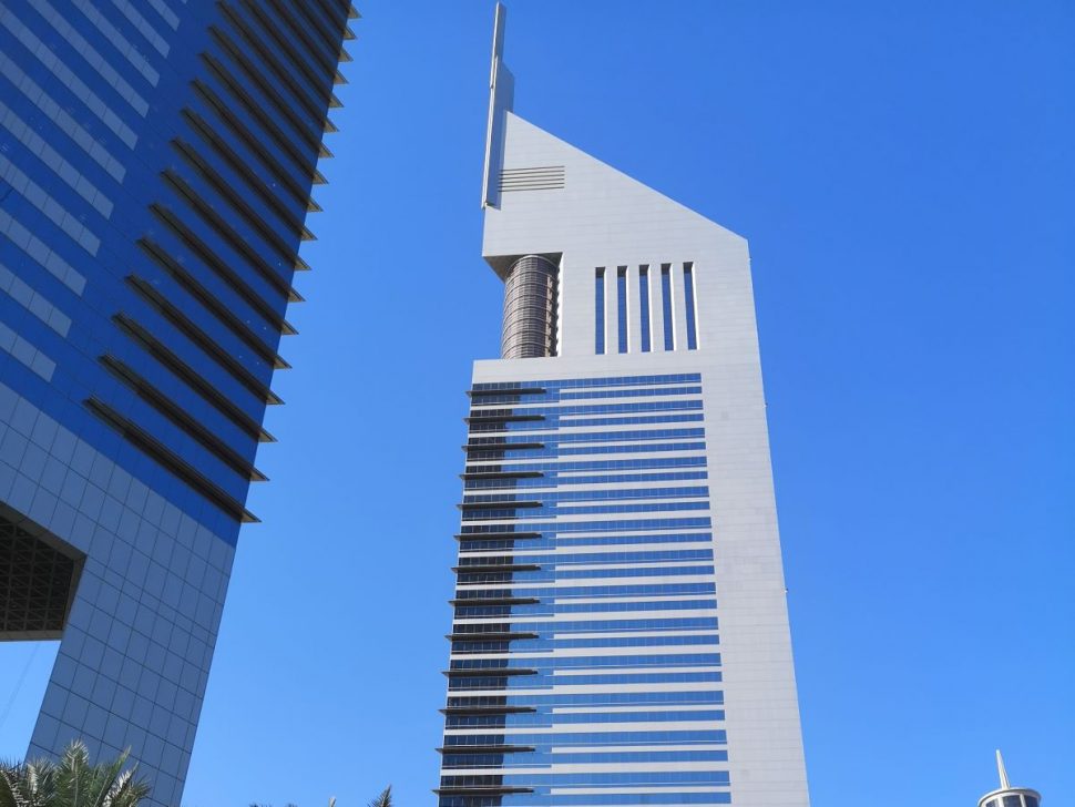 تطبيق سياسة خدمات 360 في دبي