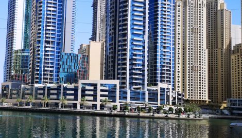 تغريم وسطاء عقاريين في دبي