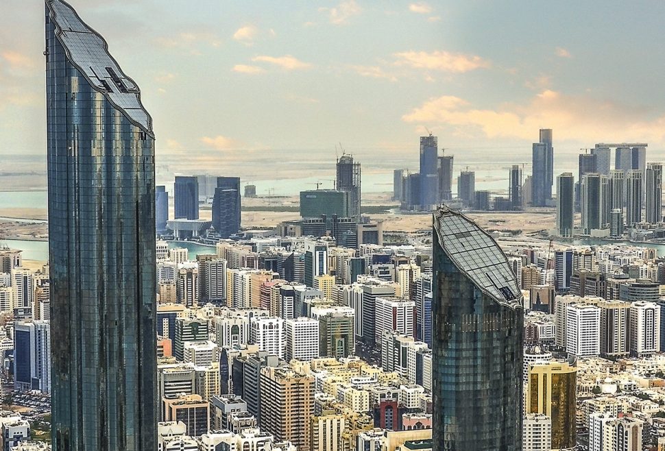 • الثروات المالية في الامارات تبلغ 1 تريليون دولار عام 2026