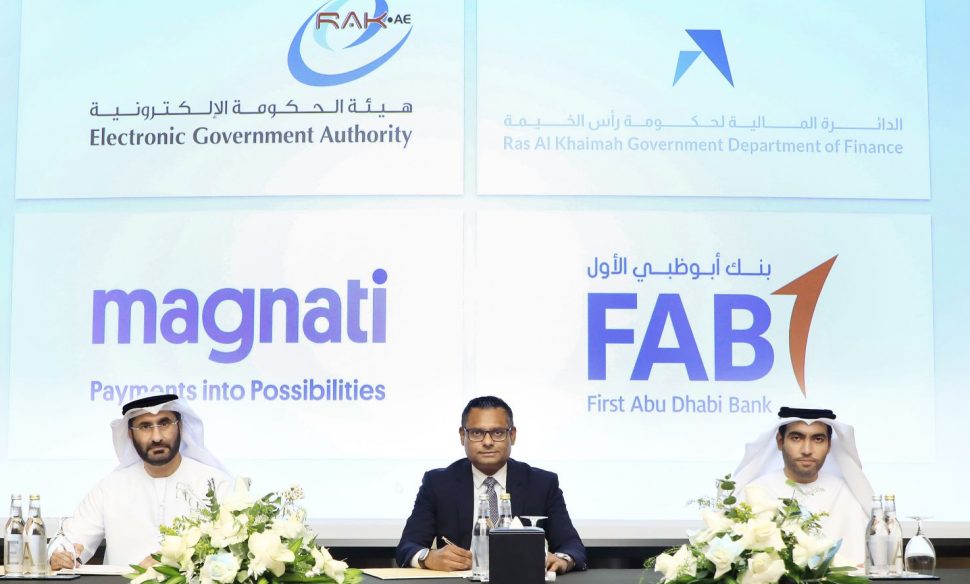 خلال توقيع اتفاقية منصة راك باي RAKPay