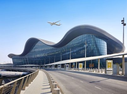 مطار زايد الدولي