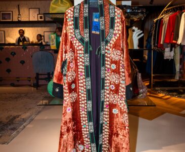 عباءة عصرية