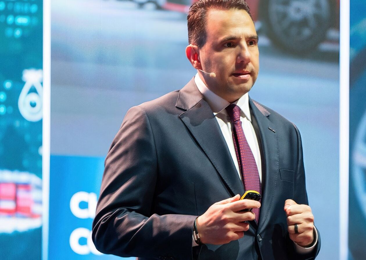 توسيع مهام تييري صباغ في نيسان